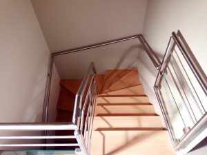 ESCALIER BOIS